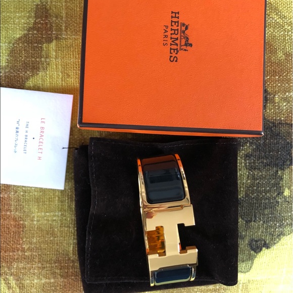 SOLD! 1000% Authentic Hermes Clic Clac H  bracelet - Picture 3 of 8